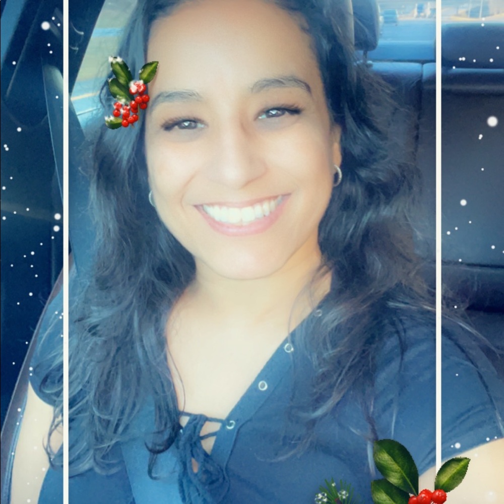 Meet your Posher, Itzel